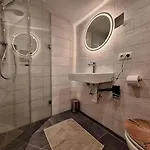 Haus Silbertann Apartamento *